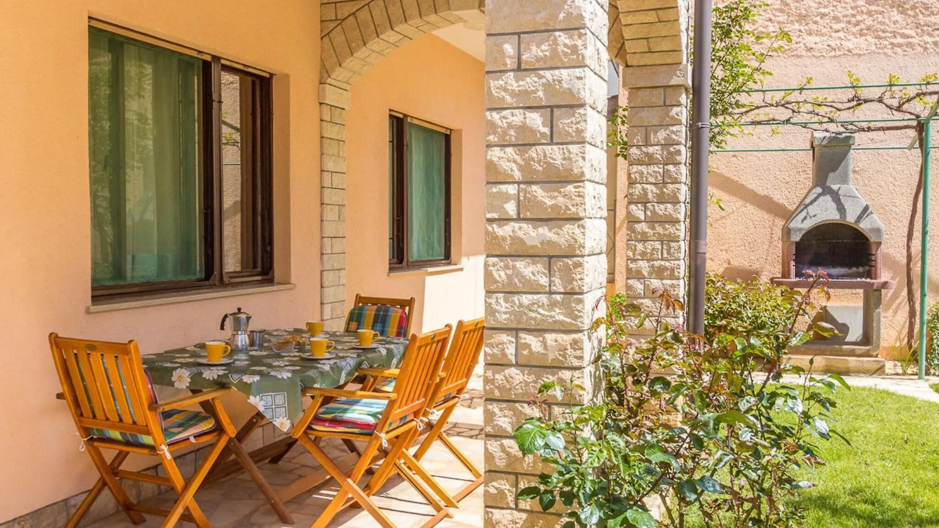 Apartment Ideal For Families With Pets Pula