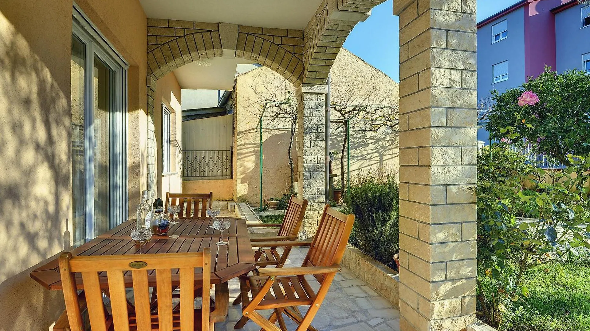 Apartment Ideal For Families With Pets Pula 0*,
